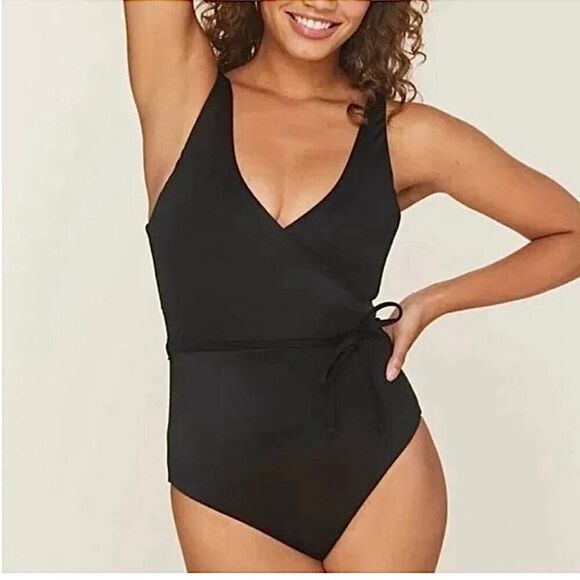 NWT Andie Black The Belmar One Piece Swimsuit Size Medium‎ - Picture 1 of 7